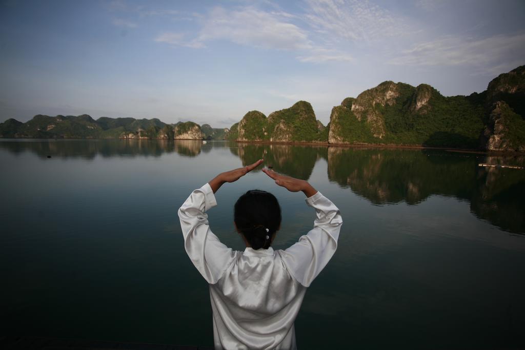 La Vela Premium Cruise - Managed By Paradise Cruises Hạ Long Exterior foto