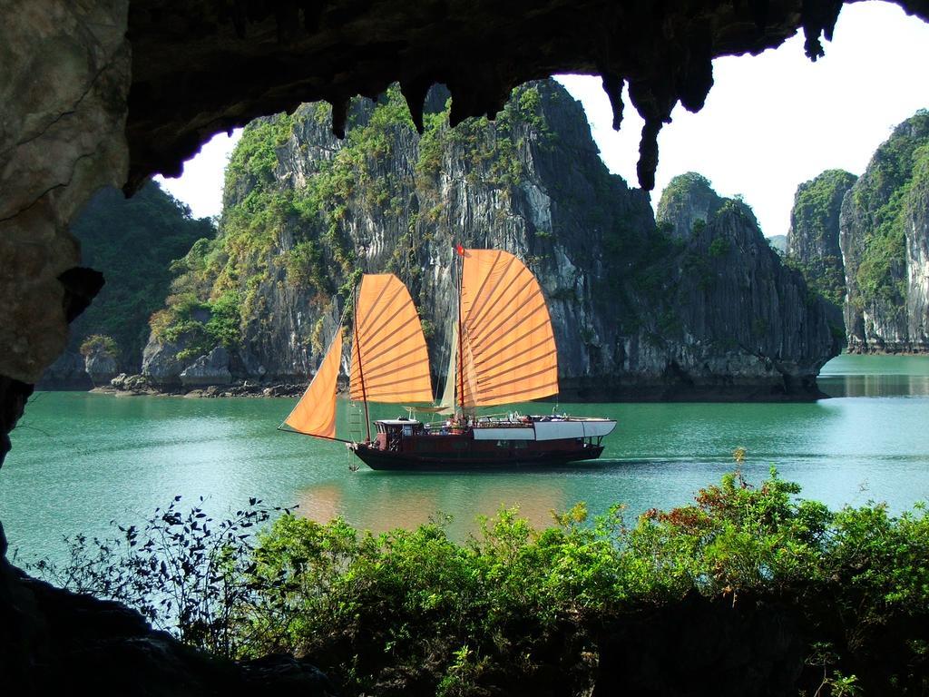 La Vela Premium Cruise - Managed By Paradise Cruises Hạ Long Exterior foto