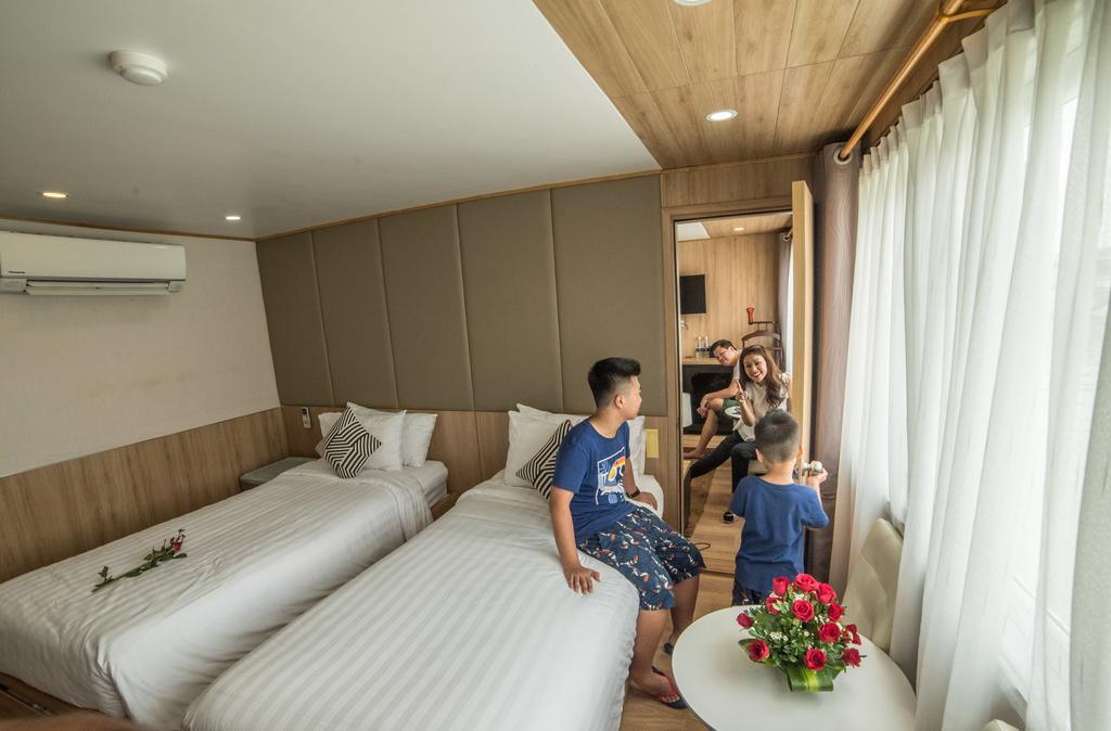 La Vela Premium Cruise - Managed By Paradise Cruises Hạ Long Exterior foto