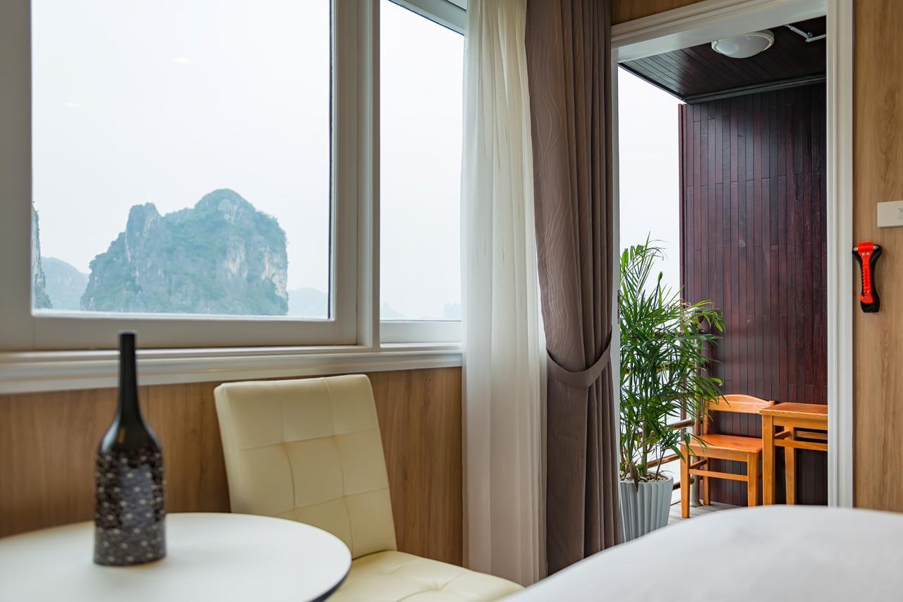 La Vela Premium Cruise - Managed By Paradise Cruises Hạ Long Exterior foto